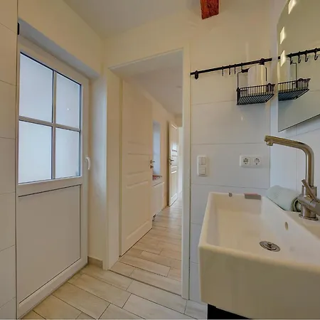 Dom wakacyjny Elegantes Mit Garten Auf Fehmarn *